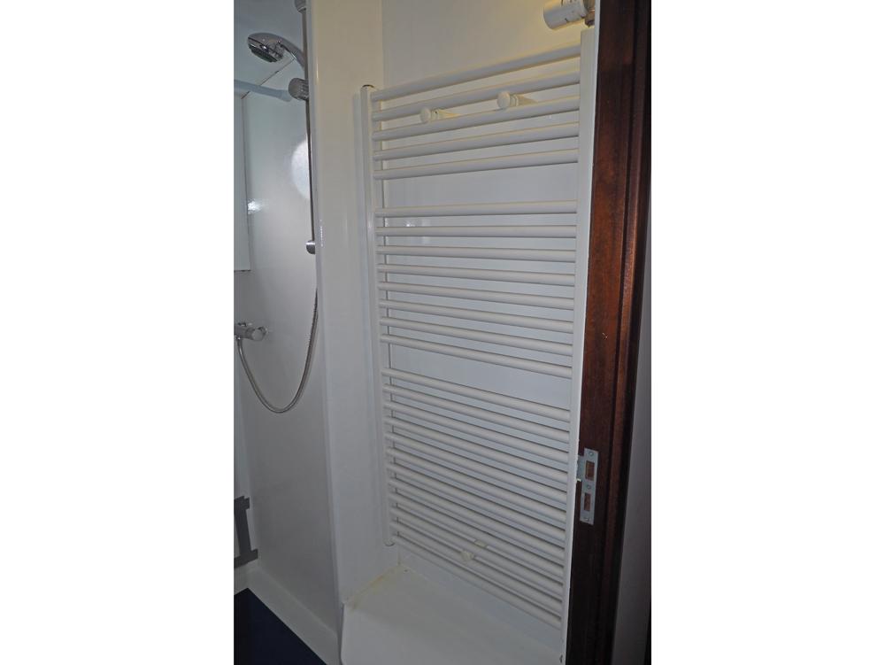 Fore ship, Accommodation